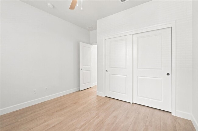 Building Photo - 3169 Parkham Dr