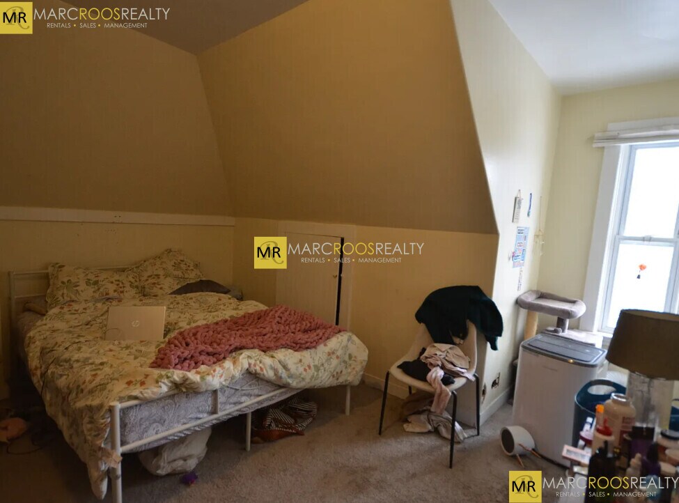 Building Photo - 124 Academy Hill Rd