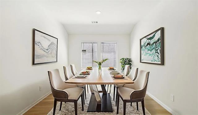 Building Photo - 710 Edgehurst Dr