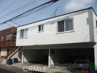 Building Photo - 518 Palm Dr