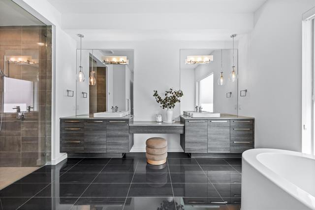 Building Photo - 5074 Statesman Ln