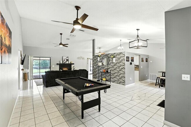 Building Photo - 7708 Eden Park Rd