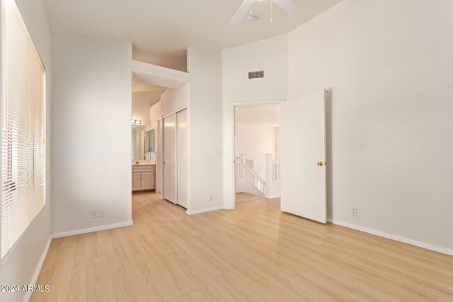 Building Photo - 3224 E Escuda Rd