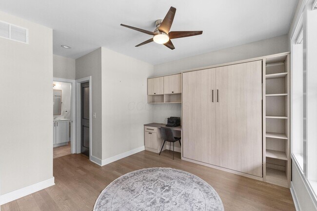 Building Photo - 293 Auden Ave