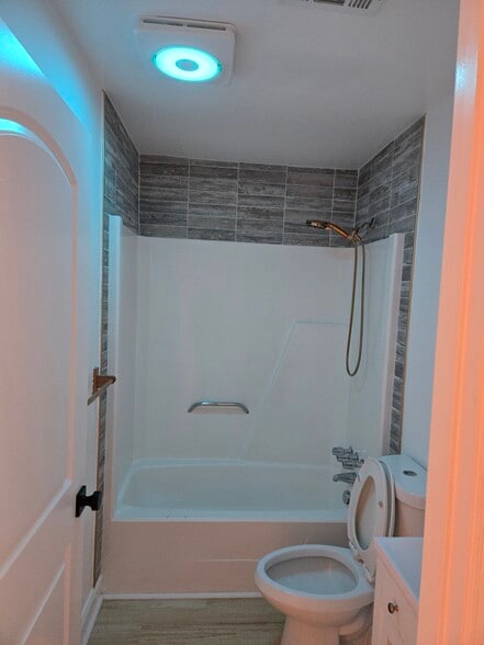 Building Photo - 2515 Arkansas Ave