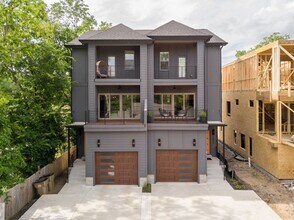 Building Photo - Great modern HPR with garage and view of t...