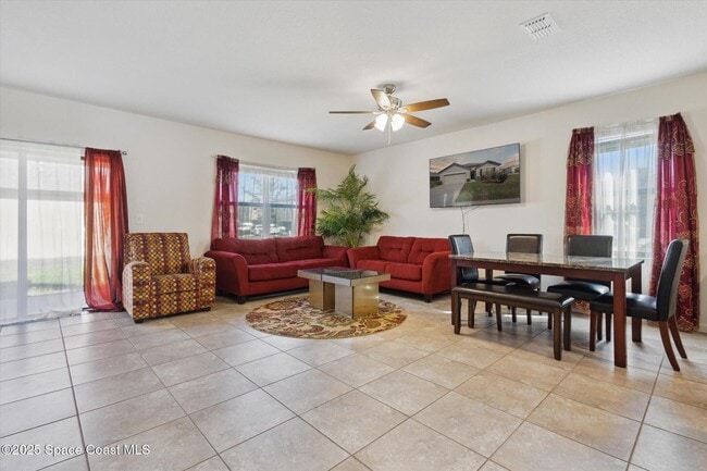 Building Photo - 560 Lumber Jack Pl
