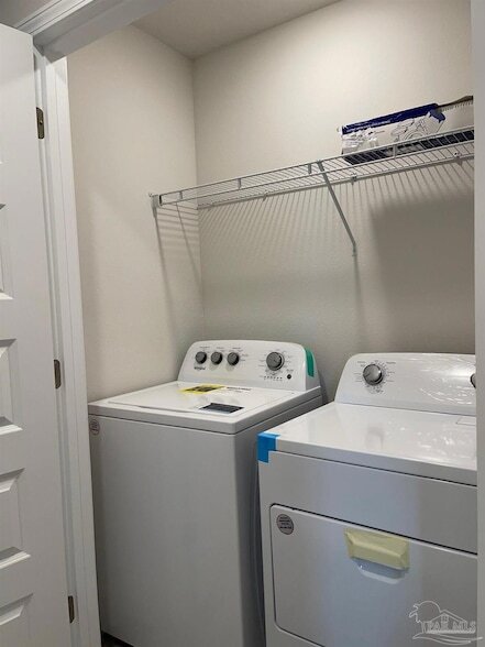 Building Photo - 8665 Pathstone Blvd