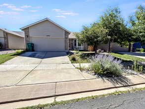 Building Photo - 4939 Chariot Dr