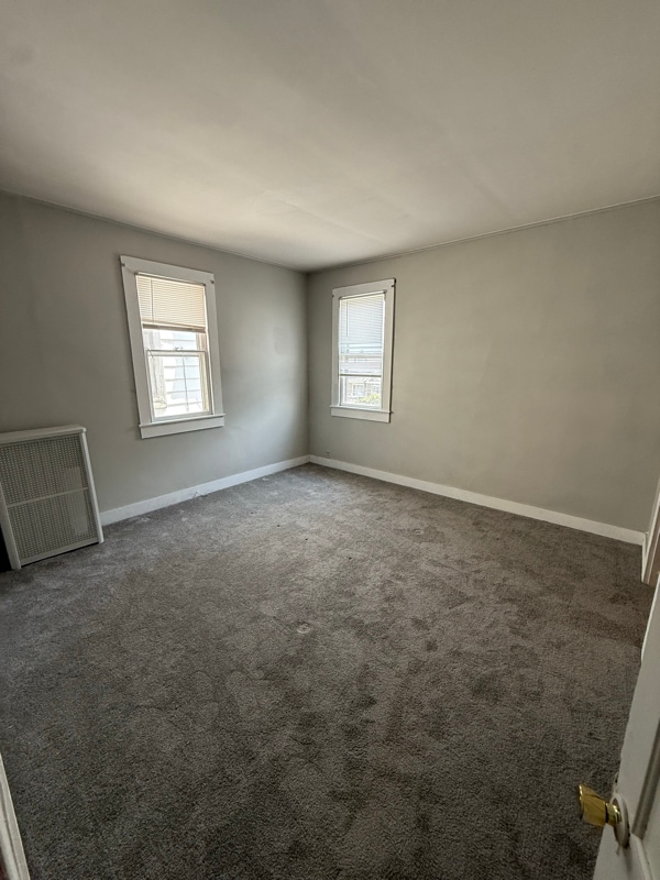 Building Photo - 1365 Capouse Ave