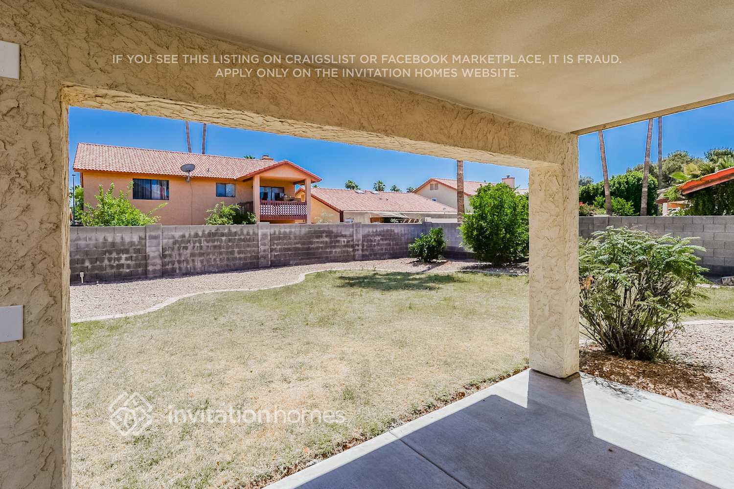 Building Photo - 1207 W Riviera Dr