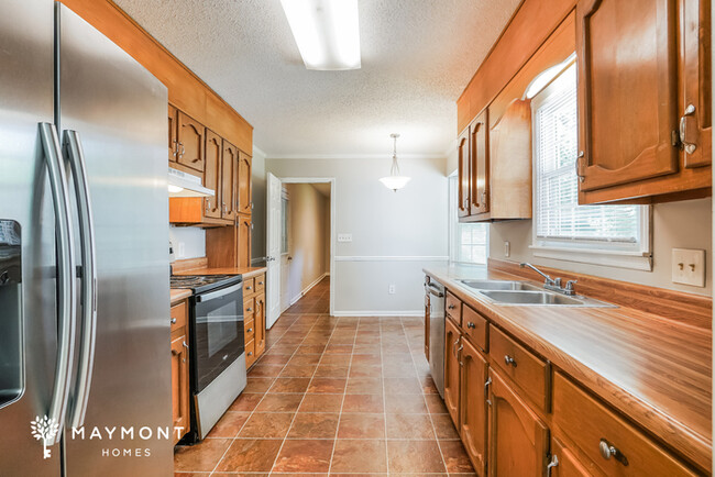 Building Photo - 3 Bedroom Home in Birmingham