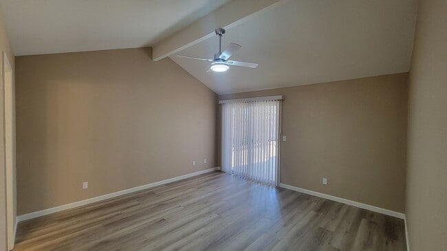 Building Photo - 4028 Sarah Jane Ct