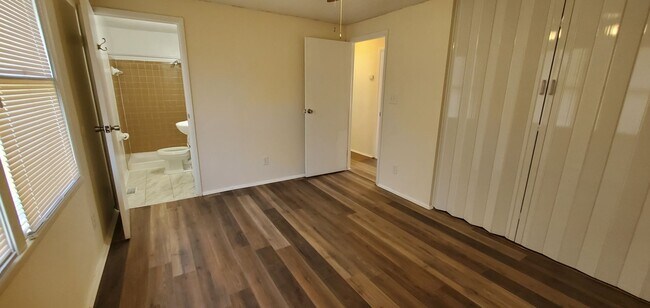 Building Photo - 7402 Brigmore Dr