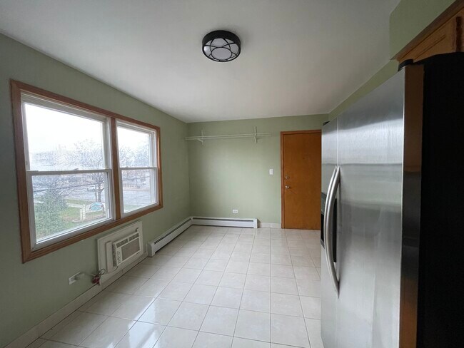 Building Photo - 8000 Grand Ave