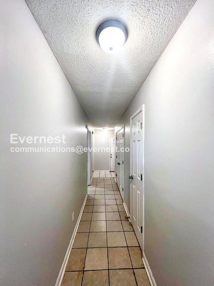 Building Photo - 375 Blair Dr W