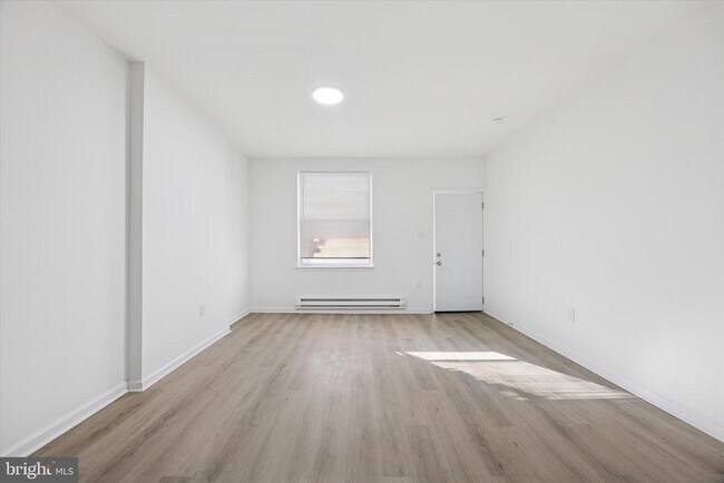 Building Photo - 5133 Reno St
