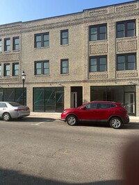 Building Photo - Welcome to the Oswalds Place Apartments!