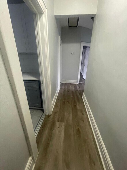 Building Photo - 125 Osborne Ter