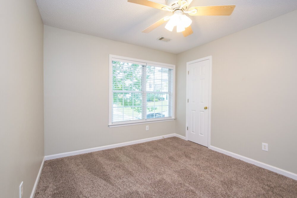 Building Photo - 4110 Glenaire Way NW