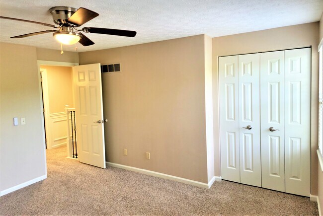 Building Photo - 6509 Blossomwood Cir NE