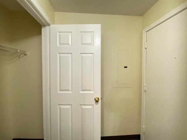 Building Photo - 145 Eastern Ave