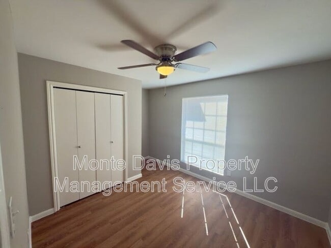 Building Photo - 2012 Margalene Way