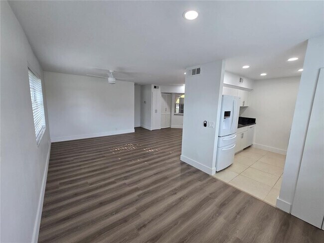 Building Photo - 8886 SW 3rd St