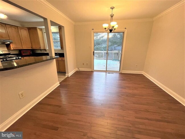 Building Photo - 17626 Longview Ln