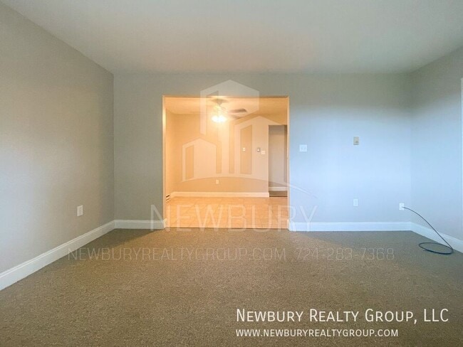 Building Photo - 20 Sunbury Estates