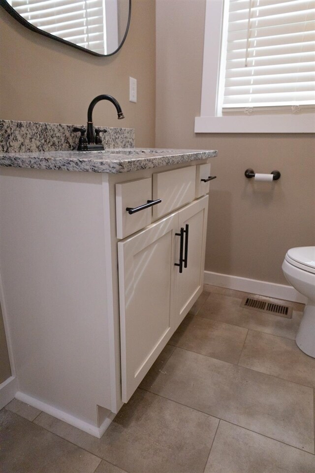 Building Photo - 516 Claremoor Ave