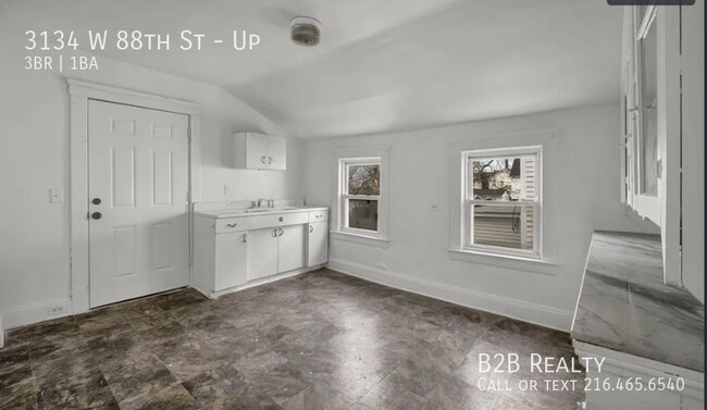 Building Photo - 3134 W 88th St