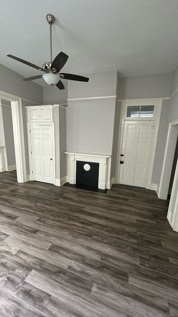 Building Photo - 114 Alexander Street