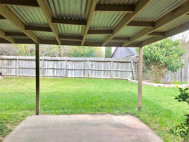 Building Photo - 3330 Creek Grove Dr