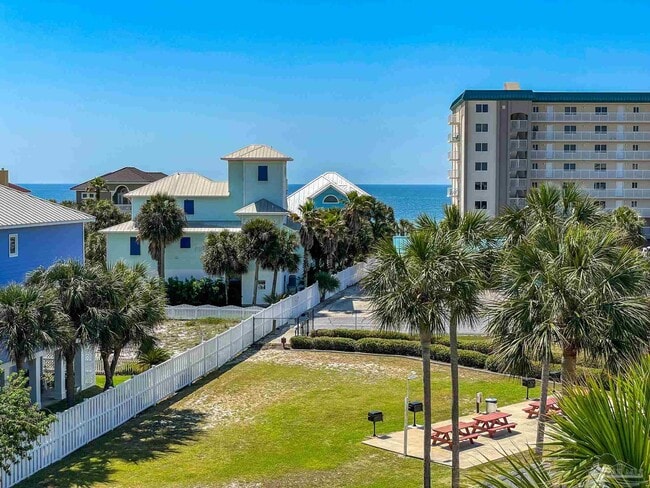 Building Photo - 13351 Johnson Beach Rd