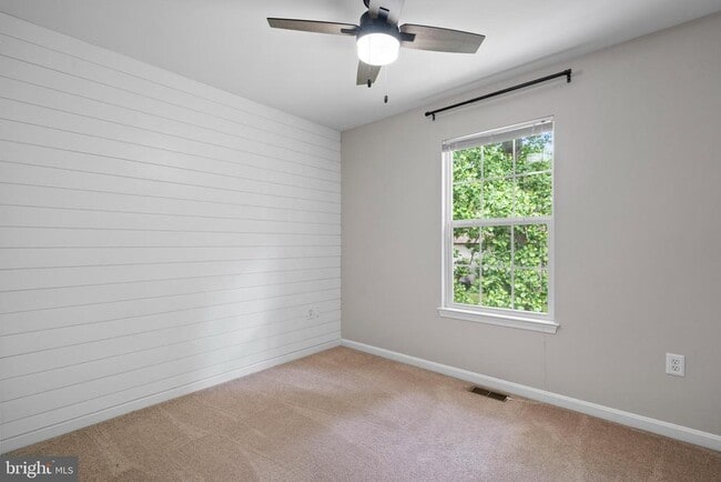 Building Photo - 1544 Avenue C