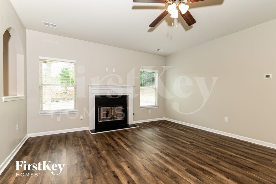 Building Photo - 145 Janney Cir