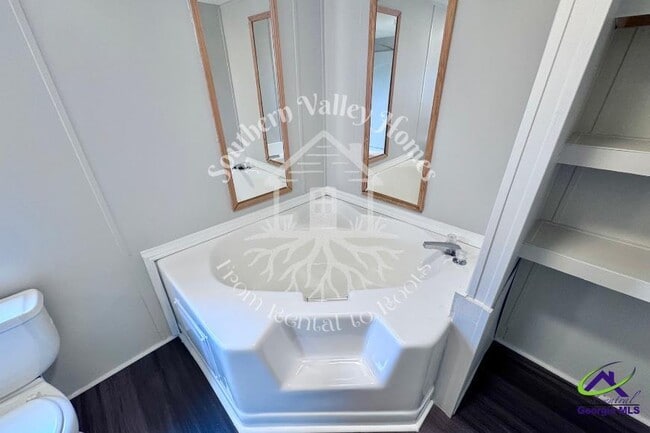 Building Photo - 349 Brighton Dr