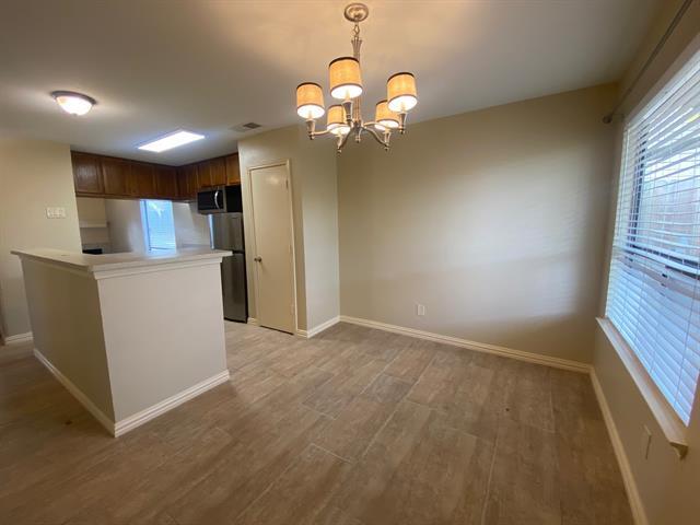 Building Photo - 521 Pine Trail Dr