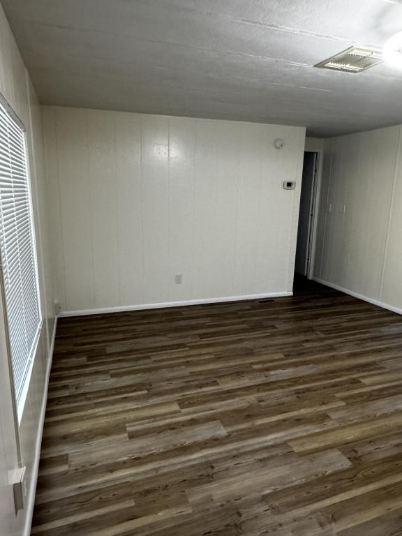 Building Photo - 4954 Scotty Dr