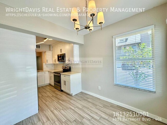 Building Photo - 4811 Bayshore Blvd