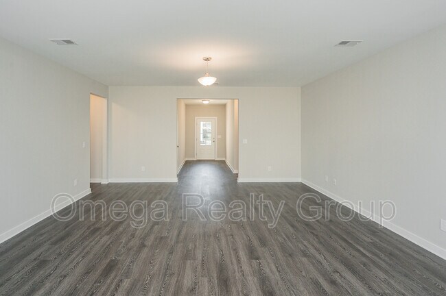 Building Photo - 45 Red Oak Ct