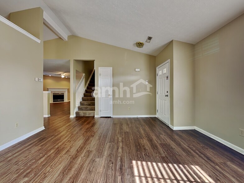 Building Photo - 599 Whispering Pines Pl