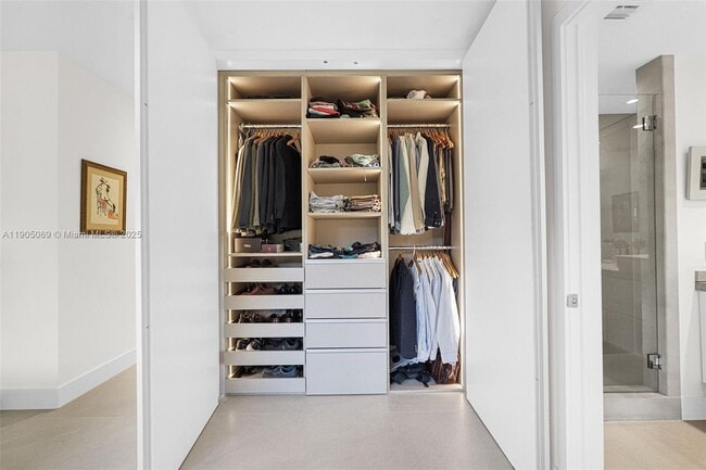 Building Photo - 397 Harbor Ct