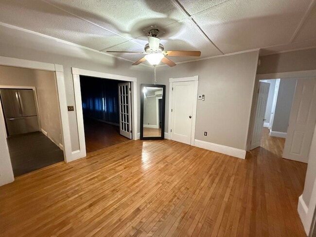 Building Photo - 96 E Broadway