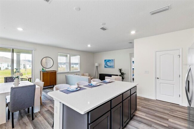 Building Photo - 85 Las Casitas Blvd