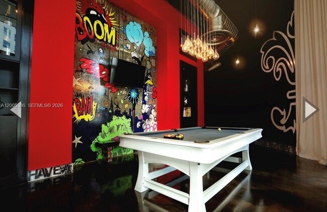 Building Photo - 690 SW 1st Ct