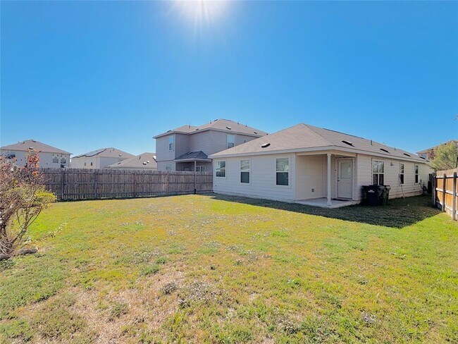 Building Photo - 113 Star Pass