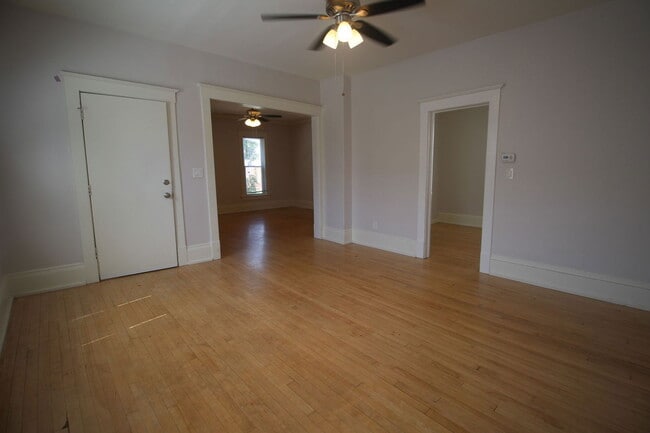 Building Photo - 2728 N Vel R. Phillips Ave
