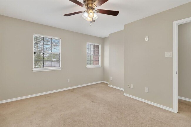 Building Photo - 4430 Cedar Pass Dr